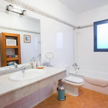Villa Perfecta Con Piscina Privada, Wifi *