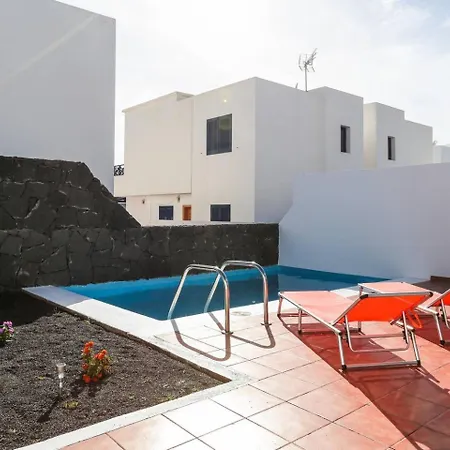 Perfecta Con Piscina Privada, Wifi Yaiza